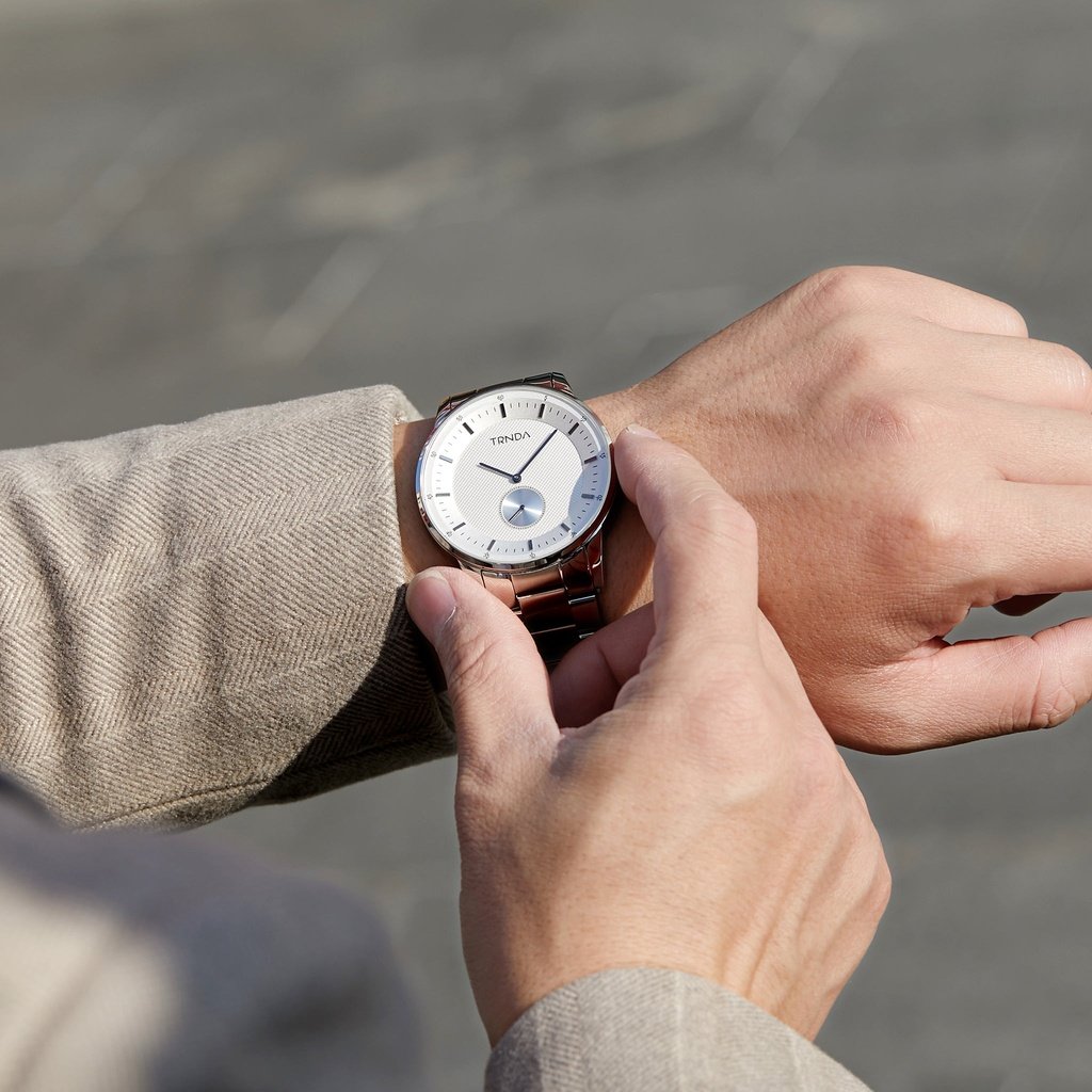 Trnda Men's Stainless Steel Watch, Silver Dial | Trnda-43s